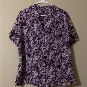 Laura Scott Floral pink / purple button down top